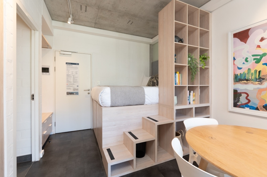 1 Bedroom Property for Sale in Sea Point Western Cape